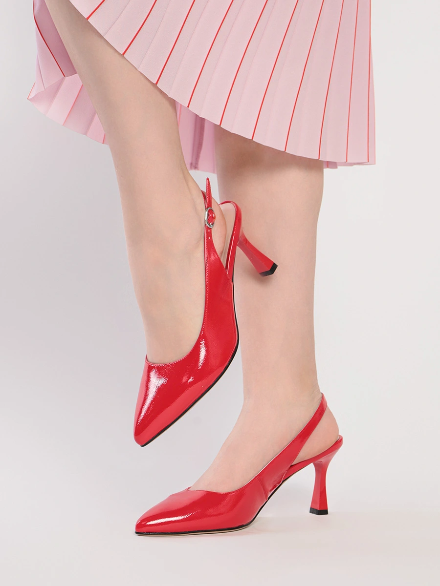 Туфли-слингбэки лакированные яркого красного цвета